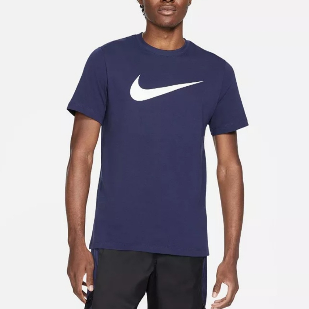 NWOT**Nike Men's Tee in Deep Purple